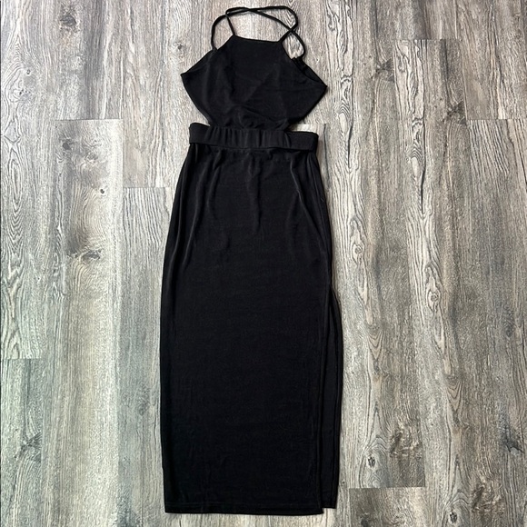 Mable Dress Black Halter Cut Out Midi Dress - Picture 3 of 12